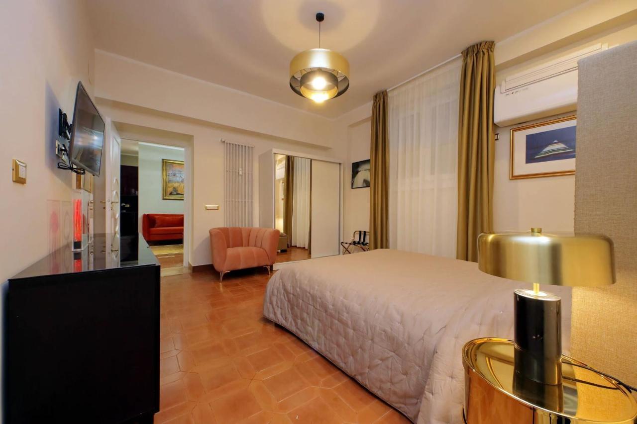 דירות רומא Luxury Di San Giacomo מראה חיצוני תמונה